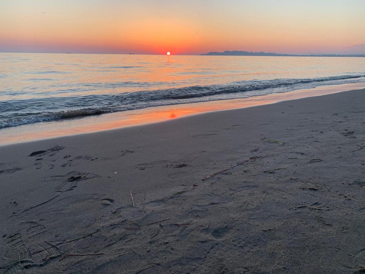 Apartament Kris In Durres Plazh Kültér fotó